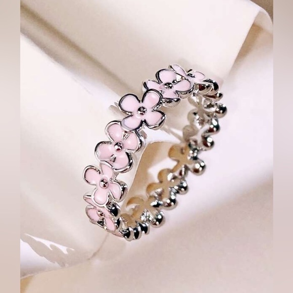Pink flower 🌸 Ring - Picture 2 of 2
